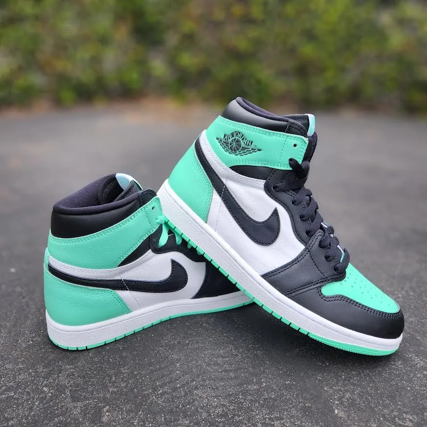 Air Jordan 1 Retro High OG 'GREEN GLOW WORM'