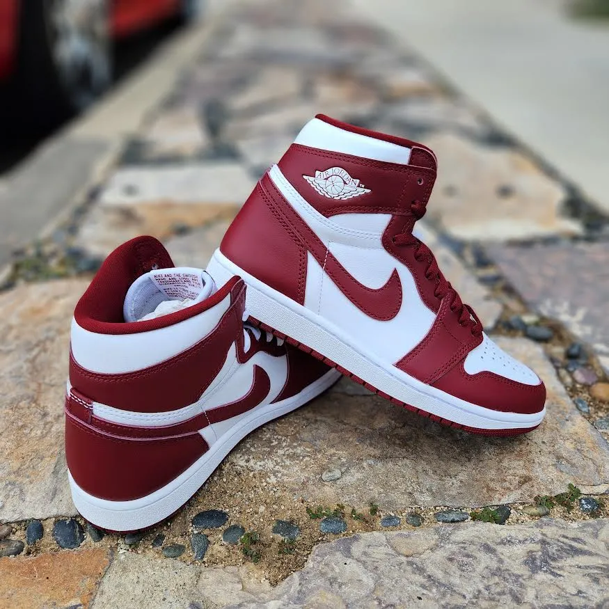 Air Jordan 1 Retro High OG 'RED TEAM'