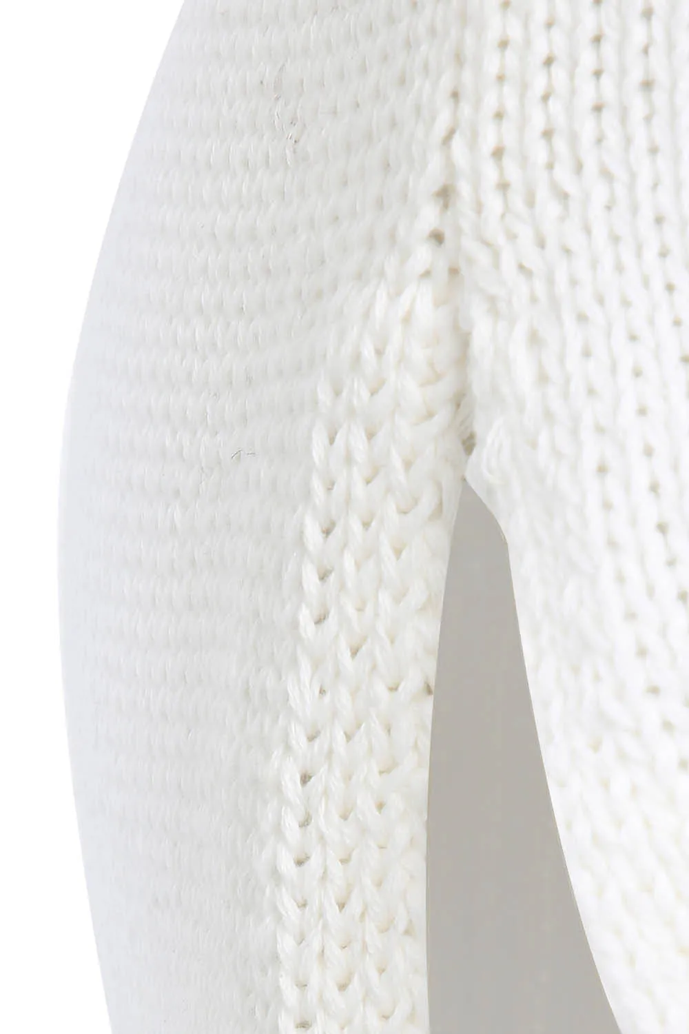 TURTLE NECK LETTER SWEATER IN IVORY